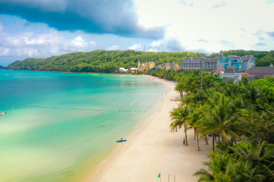 Le Sud - Soleil chaud et mer bleue